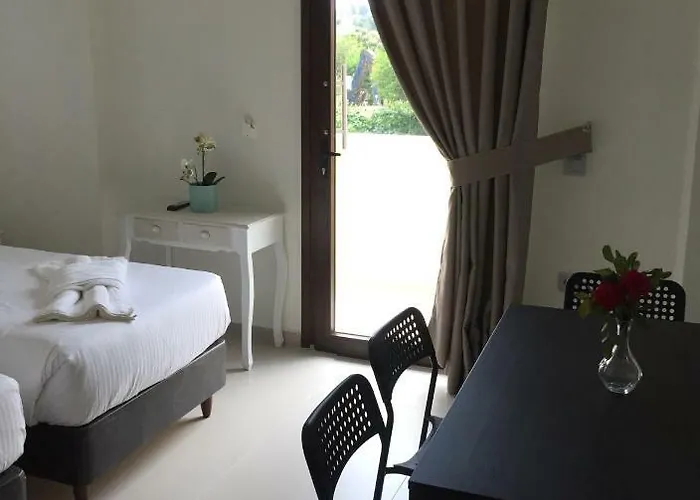 The Little Luxury Appartement Ýpsos