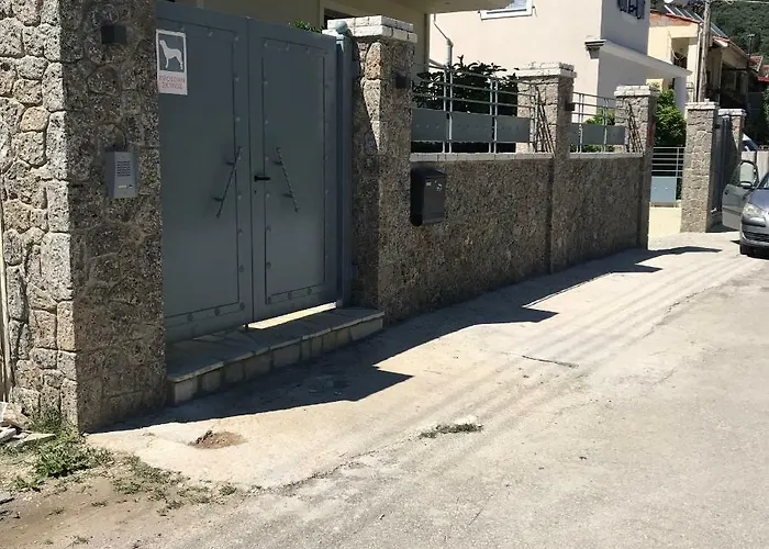 The Little Luxury Apartment Ýpsos
