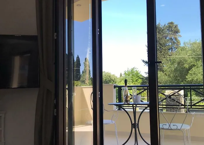 The Little Luxury Apartment