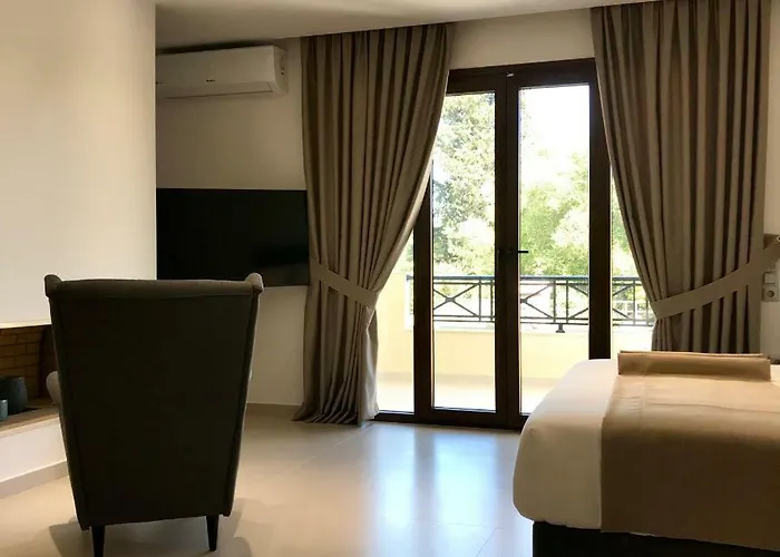 The Little Luxury Ýpsos
