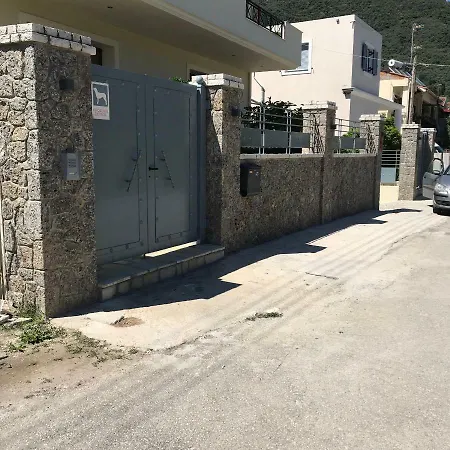 The Little Luxury Apartment Ýpsos
